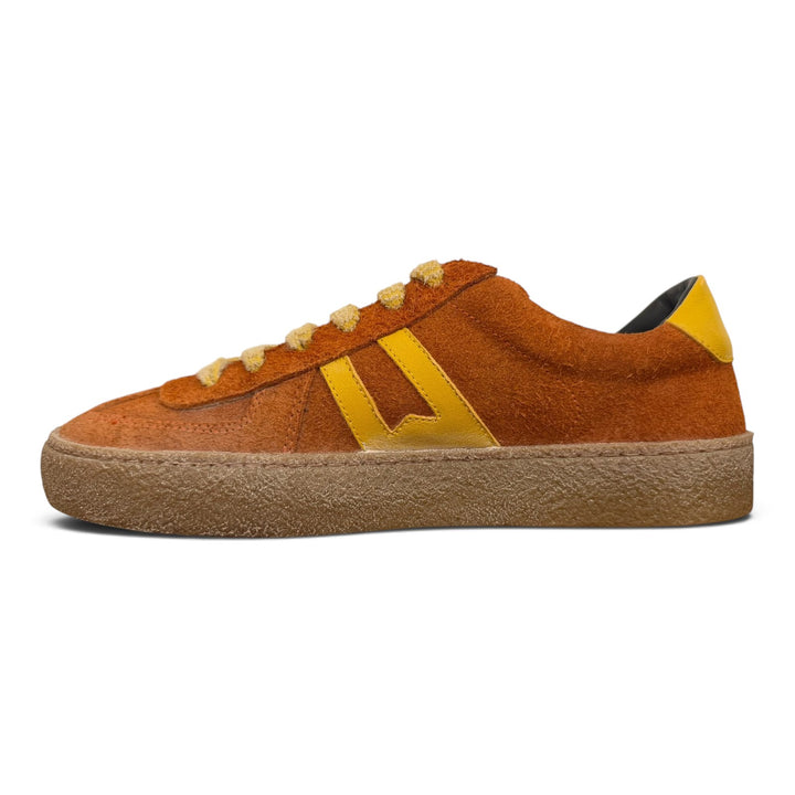 SNEAKERS KAZAN AITO KÄÄNNETTY NAHKA ORANSSI