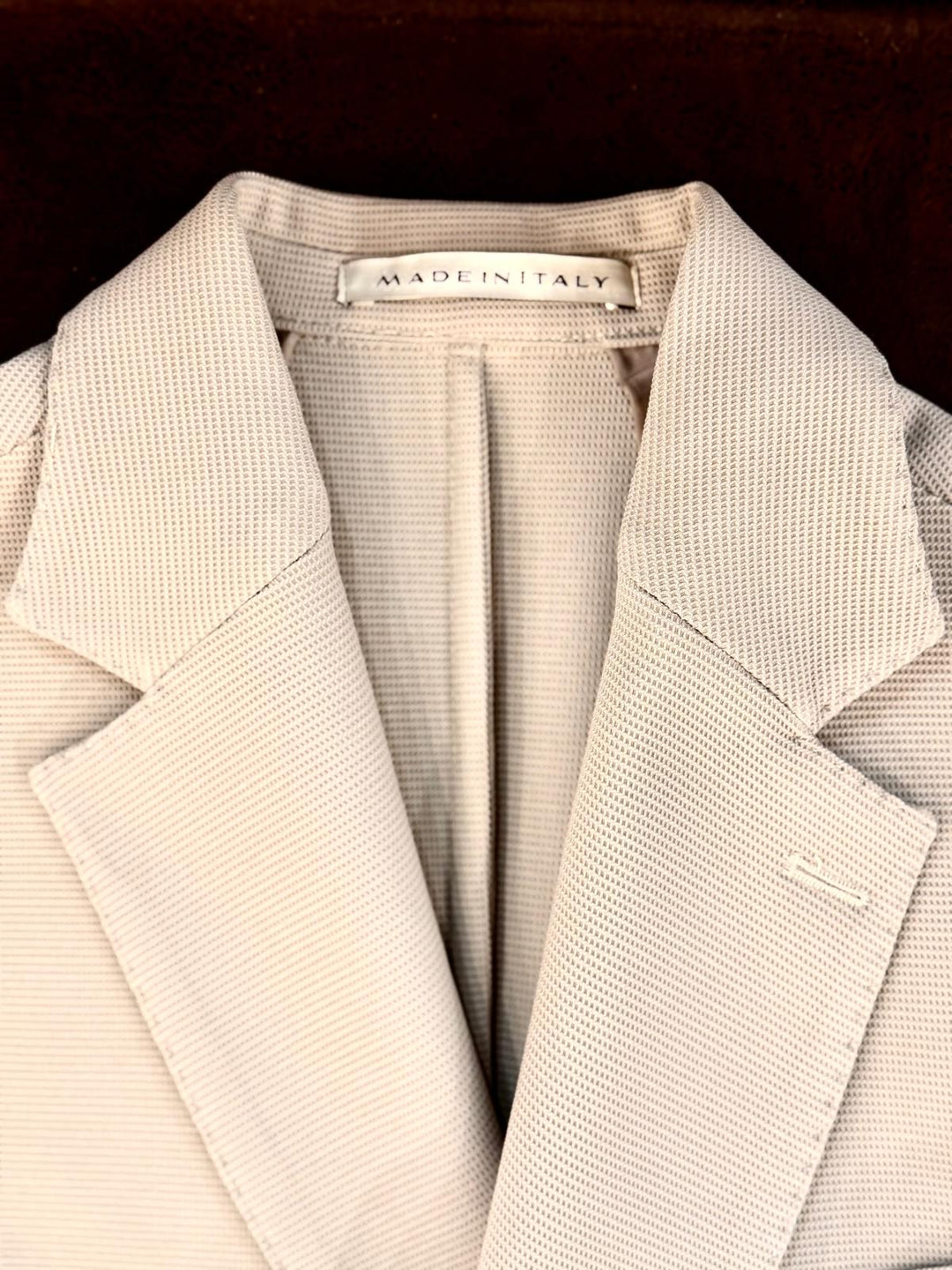 Hunajakennokuvioinen puku Comfort fit Beige