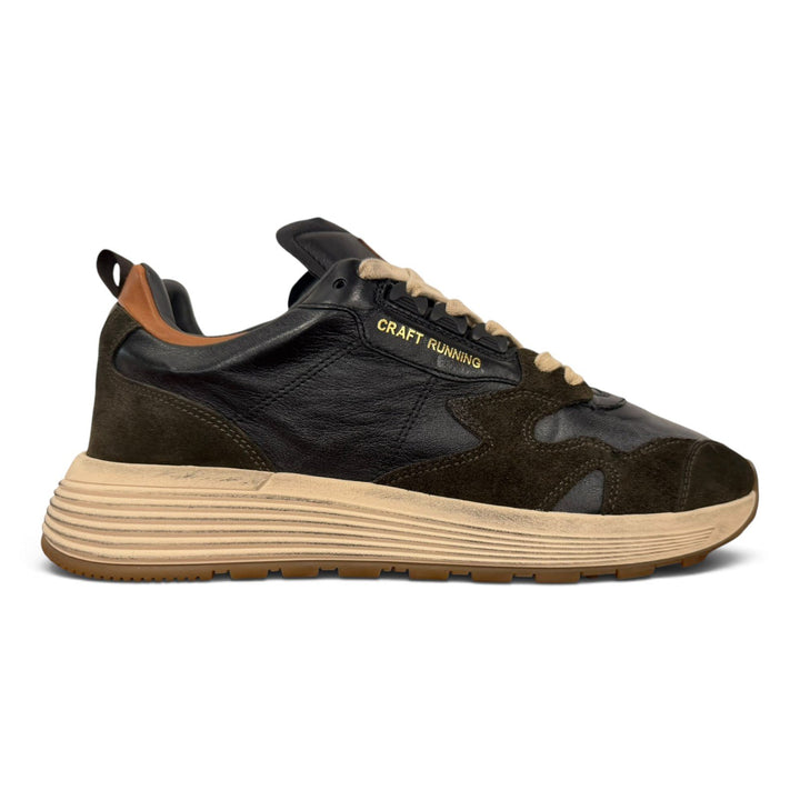 Sneakers Creft in vera pelle nero e verde Moma